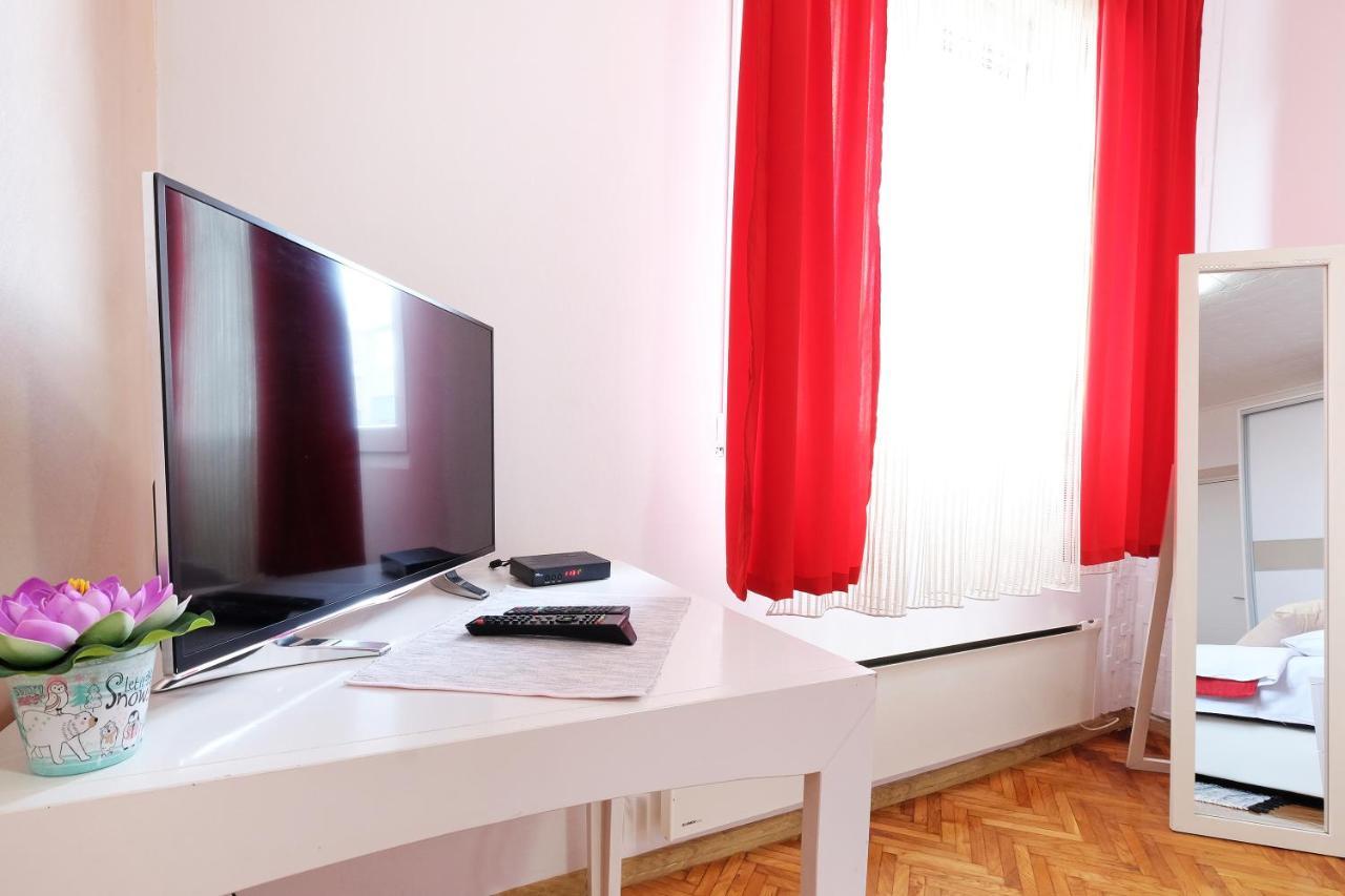 Apartment Paradise Fantasy Belgrad Exterior foto